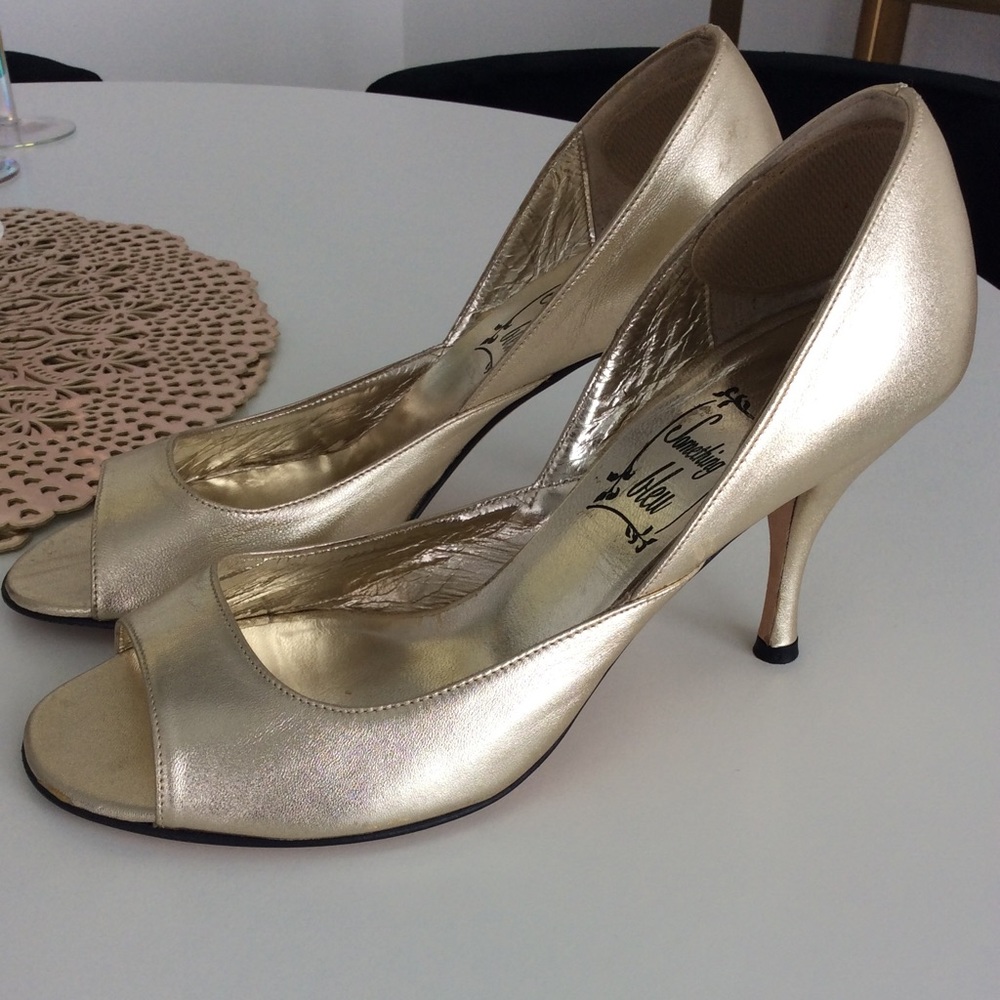 Something bleu gold heels